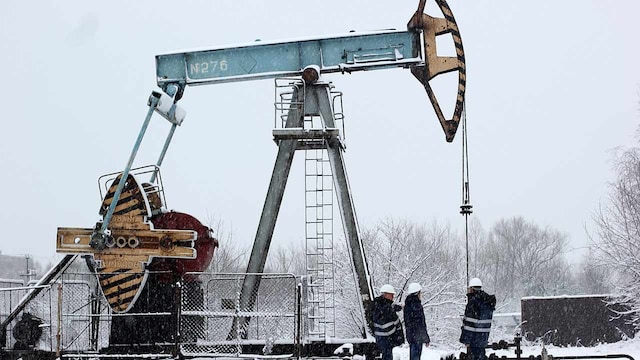 Scientists find novel way to extract hydrogen from oil without releasing methane Scientists find novel way to extract hydrogen from oil without releasing methane