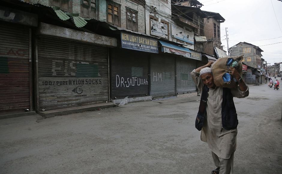 Restrictions on the functioning of shops and establishments were also lifted in many areas. Although some roadside vendors resumed business in Srinagar, even though most markets remained shut. AP Restrictions on the functioning of shops and establishments were also lifted in many areas. Although some roadside vendors resumed business in Srinagar, even though most markets remained shut. AP