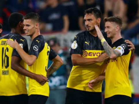 German Cup: Borussia Dortmund toil their way to 2-0 win over KFC Uerdingen in season-opening clash German Cup: Borussia Dortmund toil their way to 2-0 win over KFC Uerdingen in season-opening clash
