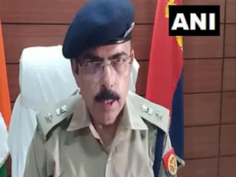 Kannauj man molests wife, gives triple talaq over dowry demands; case registered against husband, six members of family Kannauj man molests wife, gives triple talaq over dowry demands; case registered against husband, six members of family