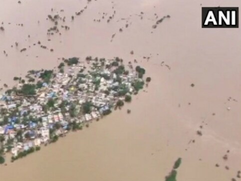 Karnataka floods: Toll reaches 83 as heavy rainfall wreaks havoc across state; Yediyurappa releases Rs 195 crore for relief efforts Karnataka floods: Toll reaches 83 as heavy rainfall wreaks havoc across state; Yediyurappa releases Rs 195 crore for relief efforts
