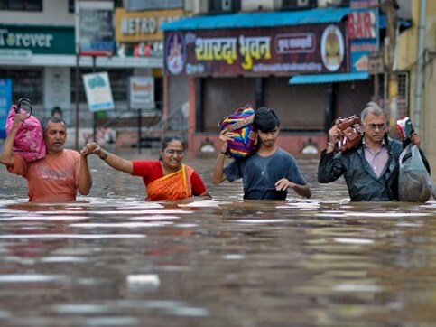 Country records highest monsoon rainfall since 1994; floods wreak havoc in several states Country records highest monsoon rainfall since 1994; floods wreak havoc in several states