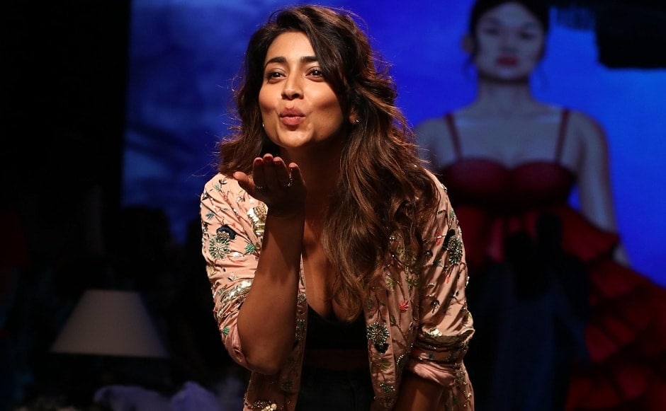 Shriya Sharan turns playful on the ramp during the opening day of LFW | Sachin Gokhale Shriya Sharan turns playful on the ramp during the opening day of LFW | Sachin Gokhale