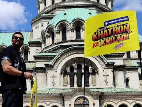 Rohit Shetty kickstarts shoot for Khatron Ke Khiladi 10 in Bulgaria; contestant Rani Chatterjee shares video from set Rohit Shetty kickstarts shoot for Khatron Ke Khiladi 10 in Bulgaria; contestant Rani Chatterjee shares video from set