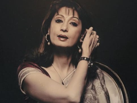 Vivacious, vibrant, volatile: A new biography details Sunanda Pushkar's complicated persona Vivacious, vibrant, volatile: A new biography details Sunanda Pushkar's complicated persona