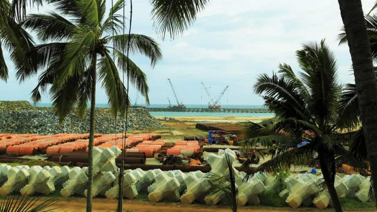 Construction material unloaded at the site. Image credit: Syed Shiyaz Mirza.