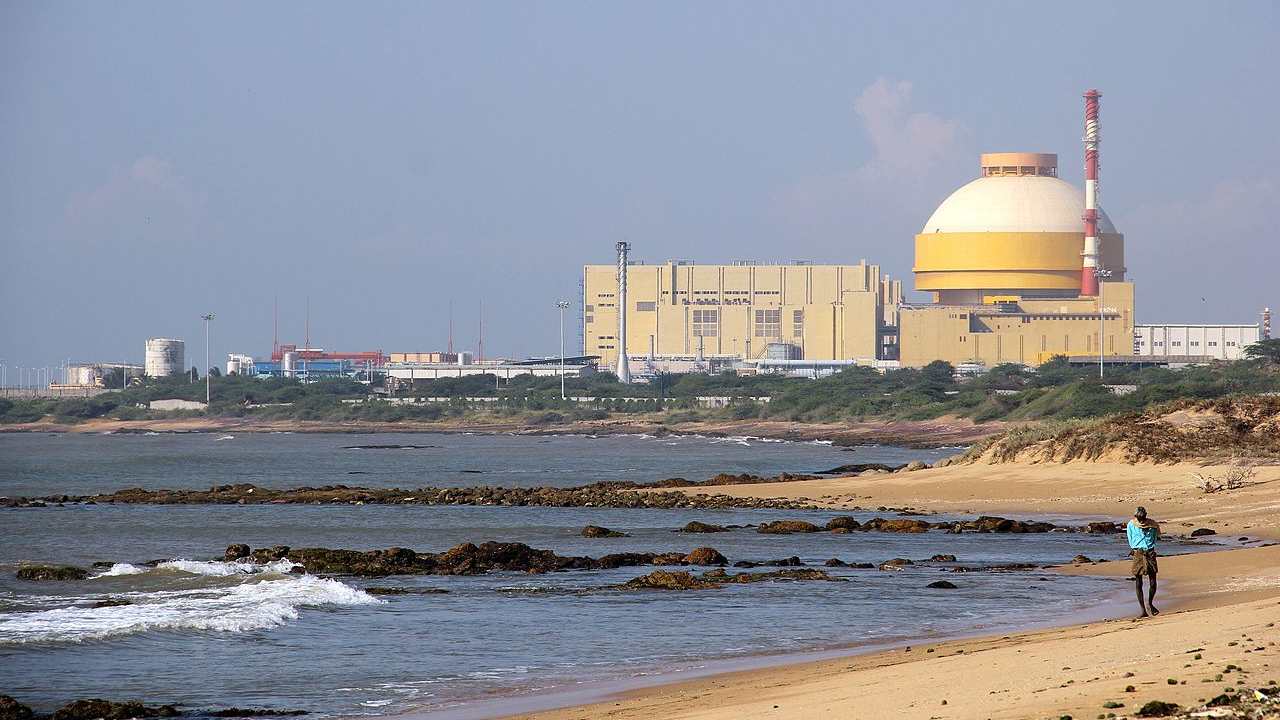 The Kudankulam nuclear power plant in Tamil Nadu. image credit: Wikimedia Commons/India Water Portal