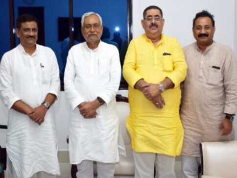 Nitish Kumar meets JD(U) leader Dayanand Rai to discuss strategy for Delhi Assembly polls, party to contest on all seats in National Capital Nitish Kumar meets JD(U) leader Dayanand Rai to discuss strategy for Delhi Assembly polls, party to contest on all seats in National Capital