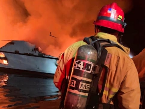 California boat fire: Eight killed and 26 missing as blaze sweeps across vessel carrying recreational scuba divers California boat fire: Eight killed and 26 missing as blaze sweeps across vessel carrying recreational scuba divers
