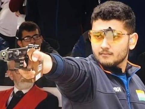 ISSF World Cup 2019: Anish Bhanwala, Adarsh Singh, Anhad Jawanda fail to enter 25m rapid fire pistol finals, miss Olympic quota ISSF World Cup 2019: Anish Bhanwala, Adarsh Singh, Anhad Jawanda fail to enter 25m rapid fire pistol finals, miss Olympic quota