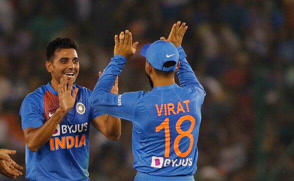 After winning the toss, India put South Africa to bat. Deepak Chahar struck for the hosts in the earlier stages of the game to dismiss Reeza Hendricks. AP After winning the toss, India put South Africa to bat. Deepak Chahar struck for the hosts in the earlier stages of the game to dismiss Reeza Hendricks. AP