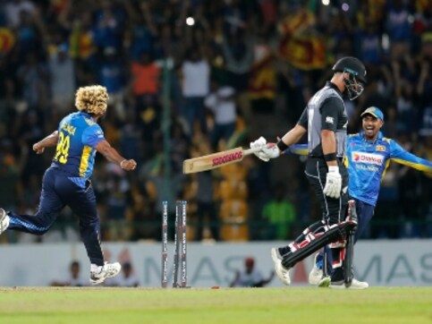 Lasith Malinga takes four wickets in four balls, this time in T20Is against New Zealand Lasith Malinga takes four wickets in four balls, this time in T20Is against New Zealand