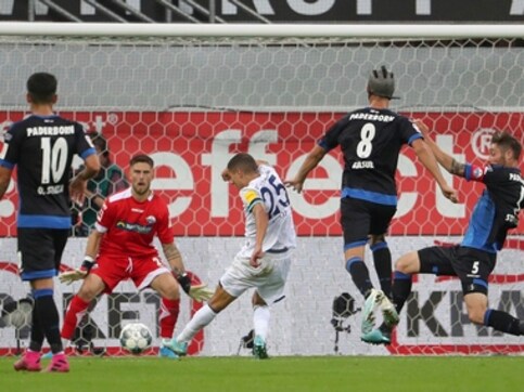 Bundesliga: Schalke score five past hapless Paderborn; Freiburg leapfrog Bayern Munich into third spot with win Bundesliga: Schalke score five past hapless Paderborn; Freiburg leapfrog Bayern Munich into third spot with win