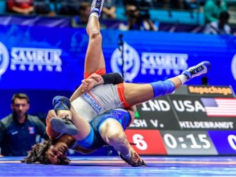 World Wrestling Championships 2019: Vinesh Phogat clinches bronze and Tokyo 2020 quota; Pooja Dhanda stays in reckoning World Wrestling Championships 2019: Vinesh Phogat clinches bronze and Tokyo 2020 quota; Pooja Dhanda stays in reckoning