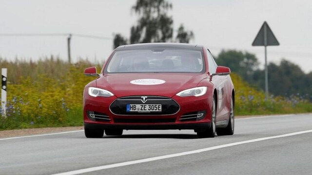 Tesla Autopilot design the cause of the 2018 California crash: Report