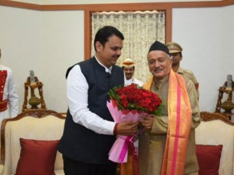 Amid power-share tussle in Maharashtra, Devendra Fadnavis, Shiv Sena's Diwakar Raote meet Governor Koshyari, dub it 'courtesy calls' Amid power-share tussle in Maharashtra, Devendra Fadnavis, Shiv Sena's Diwakar Raote meet Governor Koshyari, dub it 'courtesy calls'