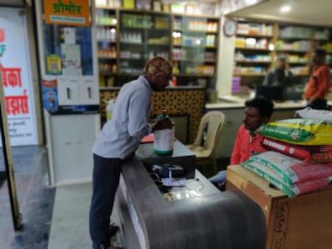 Maharashtra polls: Inadequate, untimely crop loans in Latur force hapless farmers into arms of high-interest money lenders Maharashtra polls: Inadequate, untimely crop loans in Latur force hapless farmers into arms of high-interest money lenders