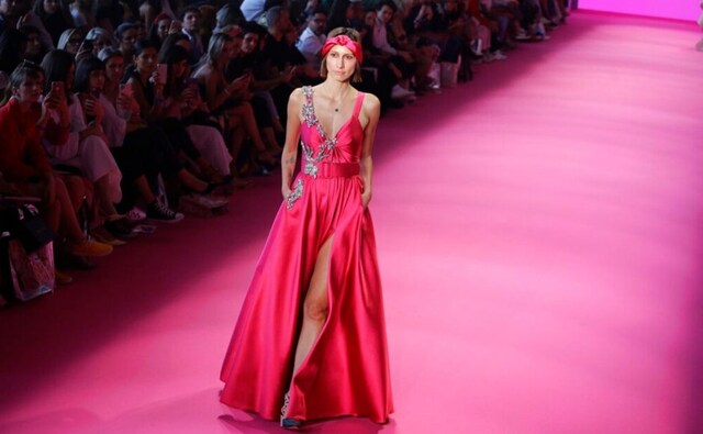 Also a part of the couture were satin hot pants and full-length evening gowns with a touch of the handmade, in Bonaldi's signature style. The Sao Paolo Fashion Week will go on from 13 October to 18 October in Brazil. The Associated Press/ Nelson Antoine Also a part of the couture were satin hot pants and full-length evening gowns with a touch of the handmade, in Bonaldi's signature style. The Sao Paolo Fashion Week will go on from 13 October to 18 October in Brazil. The Associated Press/ Nelson Antoine