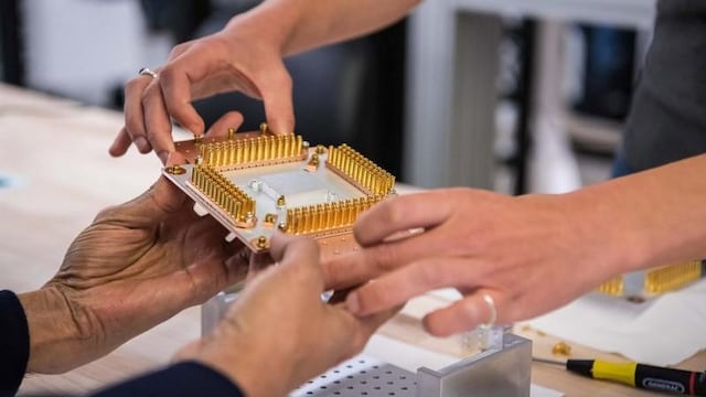 Google's quantum computer achieves 'quantum supremacy', the point at which even a supercomputer can't keep up Google's quantum computer achieves 'quantum supremacy', the point at which even a supercomputer can't keep up