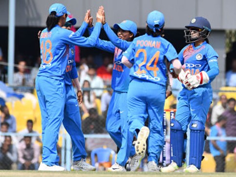 India women vs South Africa women: Ekta Bisht, Rajeshwari Gayakwad propel hosts to thrilling win in 3rd ODI, complete clean sweep India women vs South Africa women: Ekta Bisht, Rajeshwari Gayakwad propel hosts to thrilling win in 3rd ODI, complete clean sweep