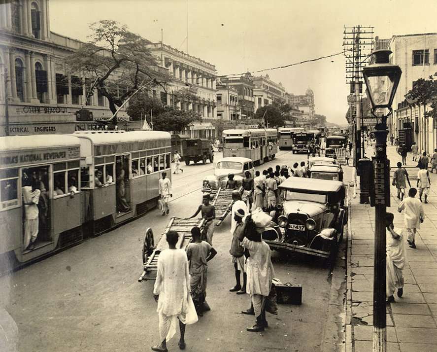 An electric tram on the streets of Kolkata in 1945.