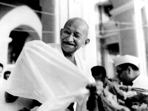 On Gandhi Jayanti, remembering Mahatma's most beloved hymns — from Raghupati Raghava Raja Ram to Lead, Kindly Light On Gandhi Jayanti, remembering Mahatma's most beloved hymns — from Raghupati Raghava Raja Ram to Lead, Kindly Light