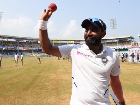 India vs South Africa: Shoaib Akhtar lauds Mohammed Shami as 'king' of reverse swing after Indian's five-wicket haul in first Test India vs South Africa: Shoaib Akhtar lauds Mohammed Shami as 'king' of reverse swing after Indian's five-wicket haul in first Test