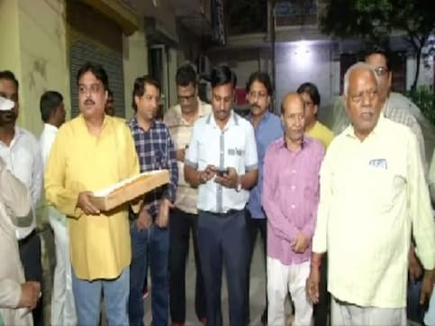 Residents of Delhi’s unauthorised colonies hail Centre's decision to approve regulations recognising their ownership rights Residents of Delhi’s unauthorised colonies hail Centre's decision to approve regulations recognising their ownership rights