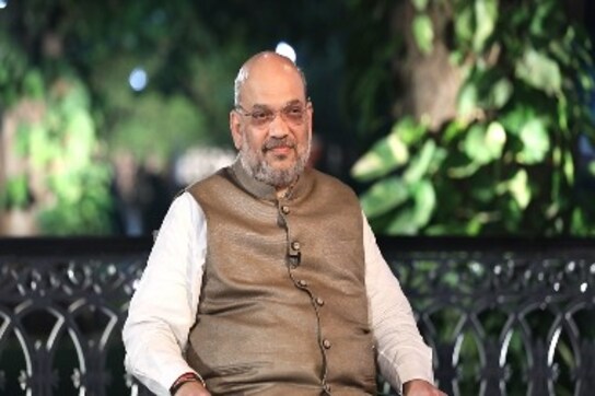 Those opposing move to confer Bharat Ratna on Veer Savarkar 'committing a sin', says Amit Shah, calls him a patriot Those opposing move to confer Bharat Ratna on Veer Savarkar 'committing a sin', says Amit Shah, calls him a patriot