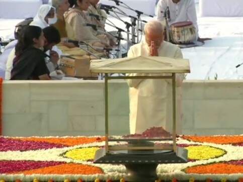 Gandhi Jayanti 2019: Narendra Modi proposes 'Einstein Challenge' in NYT op-ed to mark Mahatma's 150th birth anniversary Gandhi Jayanti 2019: Narendra Modi proposes 'Einstein Challenge' in NYT op-ed to mark Mahatma's 150th birth anniversary