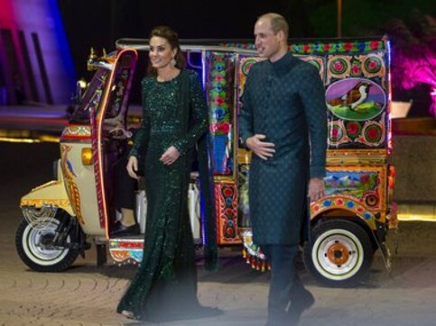 UK royals don traditional attire in shades of green during Pakistan visit; Kate Middleton's kurtas evoke memories of Princess Diana UK royals don traditional attire in shades of green during Pakistan visit; Kate Middleton's kurtas evoke memories of Princess Diana
