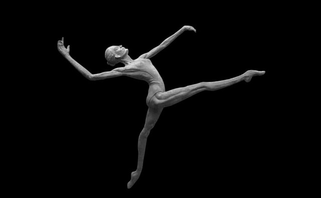 The sculptures are inspired by the lyrical movements of the human body and a sensitive and detailed observation of dancers in motion. In this image, the figure, entitled <em>Indomitable</em>, encapsulates the eloquent fluidity of the dancer. The sculptures are inspired by the lyrical movements of the human body and a sensitive and detailed observation of dancers in motion. In this image, the figure, entitled <em>Indomitable</em>, encapsulates the eloquent fluidity of the dancer.