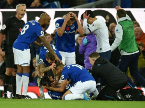 Premier League: Andre Gomes suffers horror ankle injury as Everton settle for 1-1 draw against Tottenham Premier League: Andre Gomes suffers horror ankle injury as Everton settle for 1-1 draw against Tottenham