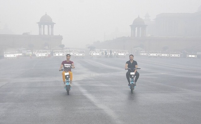 On Friday, the Supreme Court-mandated Environment Pollution (Prevention and Control) Authority declared a public health emergency, following which the Delhi government decided to shut all schools. Schools in Noida, Ghaziabad and Hapur will also remain shut on 4, 5 November. PTI On Friday, the Supreme Court-mandated Environment Pollution (Prevention and Control) Authority declared a public health emergency, following which the Delhi government decided to shut all schools. Schools in Noida, Ghaziabad and Hapur will also remain shut on 4, 5 November. PTI
