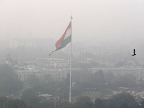 Delhi faces public health emergency as AQI plunges to 'severe' category; flights diverted, school in NCR to remain shut Delhi faces public health emergency as AQI plunges to 'severe' category; flights diverted, school in NCR to remain shut