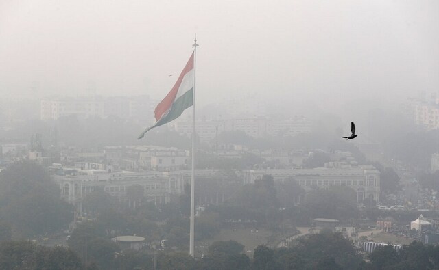 Pollution levels in Delhi and neighbouring National Capital Region (NCR) region escalated on Sunday morning, with the air quality bordering the 'severe plus' category at several places. The air quality index (AQI) of certain places docked as high as 625 at 10 am on Sunday morning despite light drizzles. AP Pollution levels in Delhi and neighbouring National Capital Region (NCR) region escalated on Sunday morning, with the air quality bordering the 'severe plus' category at several places. The air quality index (AQI) of certain places docked as high as 625 at 10 am on Sunday morning despite light drizzles. AP
