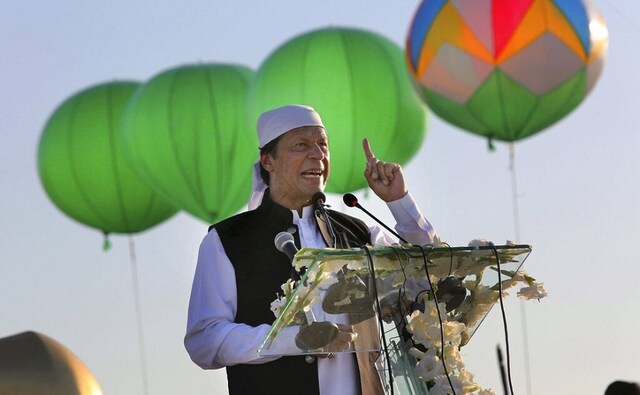 During his brief address, Imran welcomed the pilgrim and also raked up the Kashmir issue. Imran said it has resulted 70 years of hatred between India and Pakistan."India must ensure justice to people of Kashmir," he said. He hoped that one day the relationship between the two neighbours will improve. AP During his brief address, Imran welcomed the pilgrim and also raked up the Kashmir issue. Imran said it has resulted 70 years of hatred between India and Pakistan."India must ensure justice to people of Kashmir," he said. He hoped that one day the relationship between the two neighbours will improve. AP
