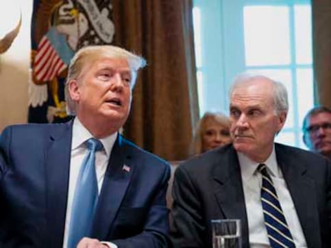 Differences between White House and navy, SEALs top brass over disciplinary action against commando deepens; navy secretary asked to quit Differences between White House and navy, SEALs top brass over disciplinary action against commando deepens; navy secretary asked to quit