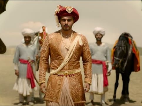 Panipat, Ashutosh Gowariker’s historical drama, starring Arjun Kapoor, Kriti Sanon, makes Rs 20.27 cr in four days Panipat, Ashutosh Gowariker’s historical drama, starring Arjun Kapoor, Kriti Sanon, makes Rs 20.27 cr in four days