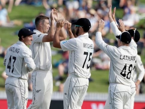 New Zealand vs England: Kiwis take control of second Test with two qucik wickets after posting 375 on Day 2 New Zealand vs England: Kiwis take control of second Test with two qucik wickets after posting 375 on Day 2