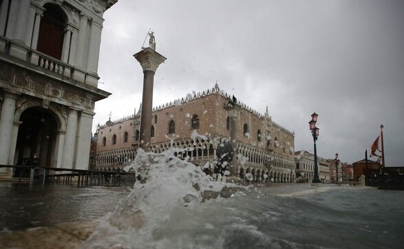 Venice prepares for third high tide in week; churches damaged, shops, homes flooded with sea water Venice prepares for third high tide in week; churches damaged, shops, homes flooded with sea water