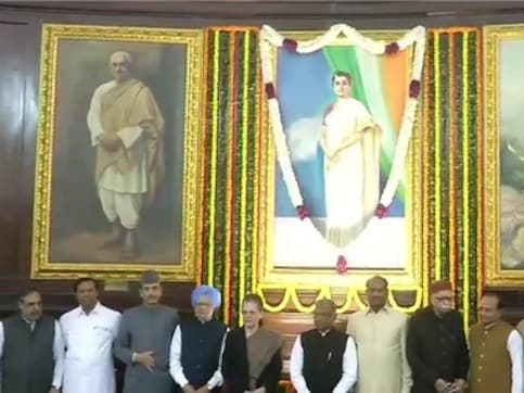 Indira Gandhi 102nd Birth Anniversary: Sonia Gandhi, Narendra Modi pay tribute to former PM Indira Gandhi 102nd Birth Anniversary: Sonia Gandhi, Narendra Modi pay tribute to former PM