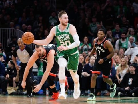 NBA: Boston Celtics' Gordon Hayward to miss six weeks of season with broken left hand; likely to return for Toronto Raptors clash NBA: Boston Celtics' Gordon Hayward to miss six weeks of season with broken left hand; likely to return for Toronto Raptors clash