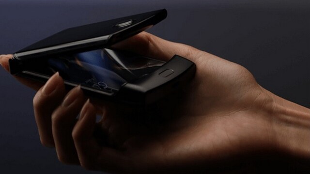 Moto Razr 2019 India sale date rescheduled to 6 May due to Coronavirus lockdown Moto Razr 2019 India sale date rescheduled to 6 May due to Coronavirus lockdown