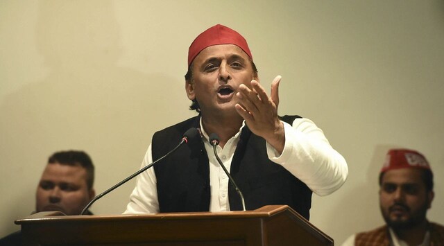UP elections 2022: Samajwadi Party demands sacking of UP minister for 'insulting' Akhilesh Yadav