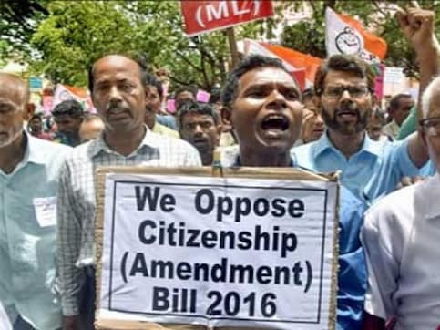 Daily Bulletin: Amit Shah to move Citizenship (Amendment) Bill in RS; SC to hear pleas challenging Article 370 abrogation; day's top stories Daily Bulletin: Amit Shah to move Citizenship (Amendment) Bill in RS; SC to hear pleas challenging Article 370 abrogation; day's top stories