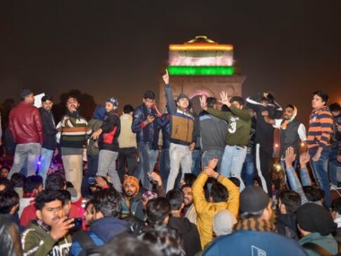 Citizenship Amendment Act protests Updates: MoS Railways Suresh Aghadi directs authorities to 'shoot at sight' if CAA protesters harm public property
