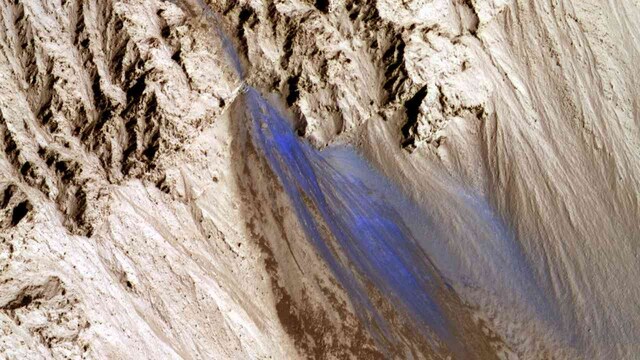 We may finally have an answer to how Mars' long, runout landslides are formed We may finally have an answer to how Mars' long, runout landslides are formed