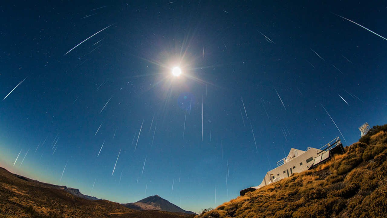 A composite of the Geminid meteor shower. Image credit: APOD/ Juan Carlos Casado