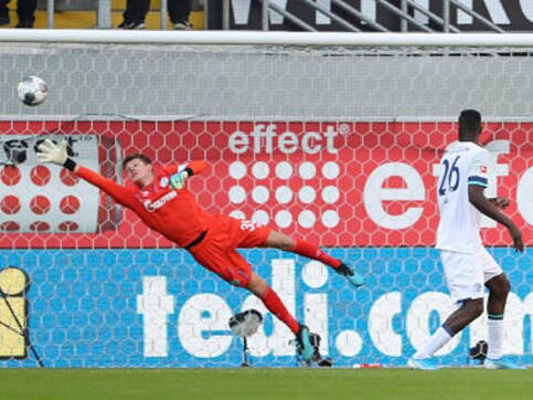 Bundesliga: Bayern Munich sign hot goalkeeping prospect Alexander Nübel from Schalke on free transfer Bundesliga: Bayern Munich sign hot goalkeeping prospect Alexander Nübel from Schalke on free transfer
